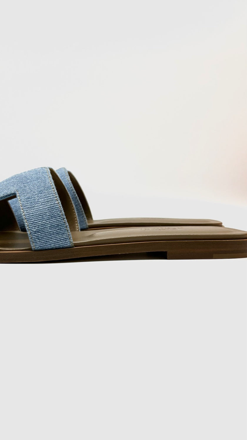 Brand New Hermes Oran Sandal Etoupe/Denim. 38|6872