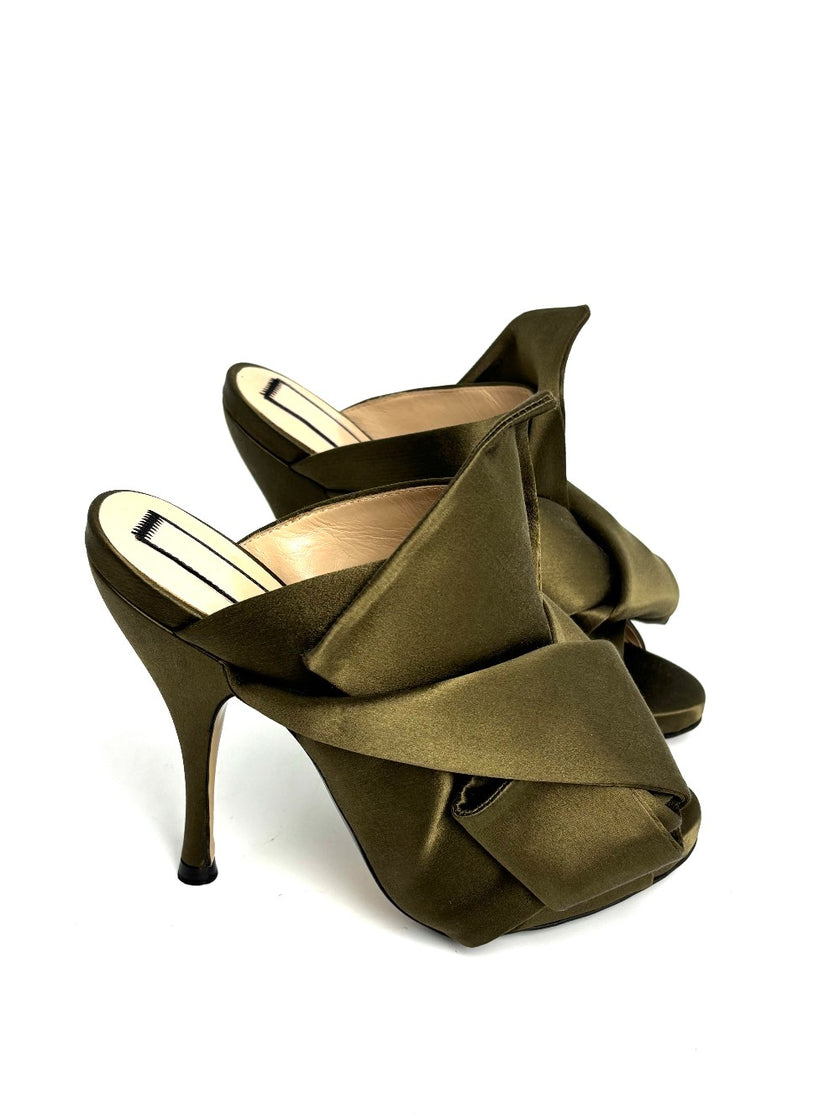 Brand New. N'21 Heel Army Green. 35.5|12804
