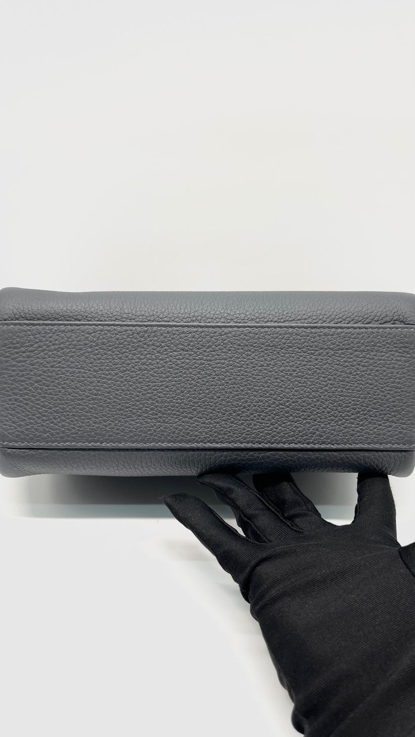 Brand New. Hermes Kelly Messenger Gris Mysty PHW. KMS918IM|14245