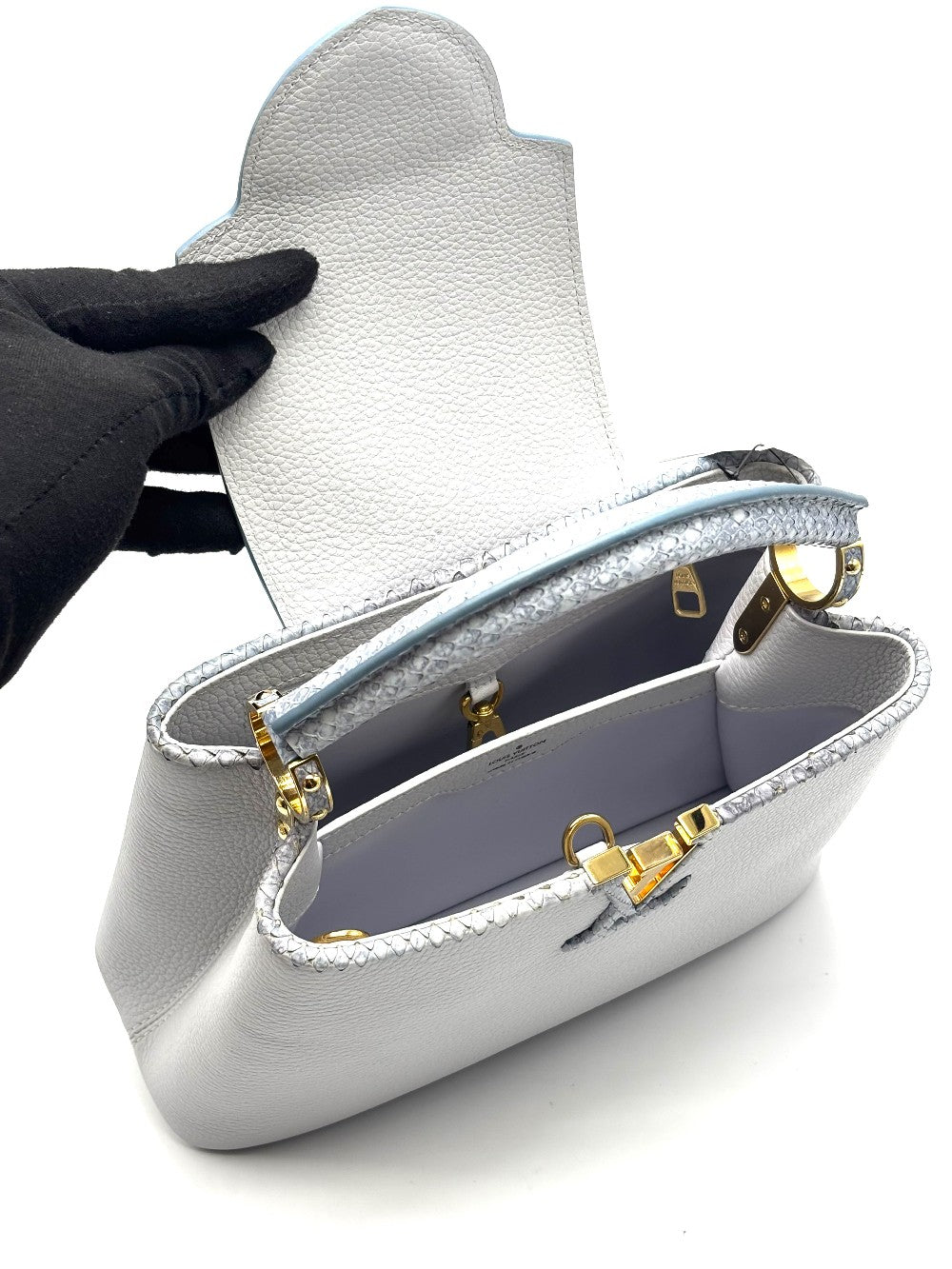 Like New. Lv Capucines BB Python Blue Grey GHW. MI1139|17211