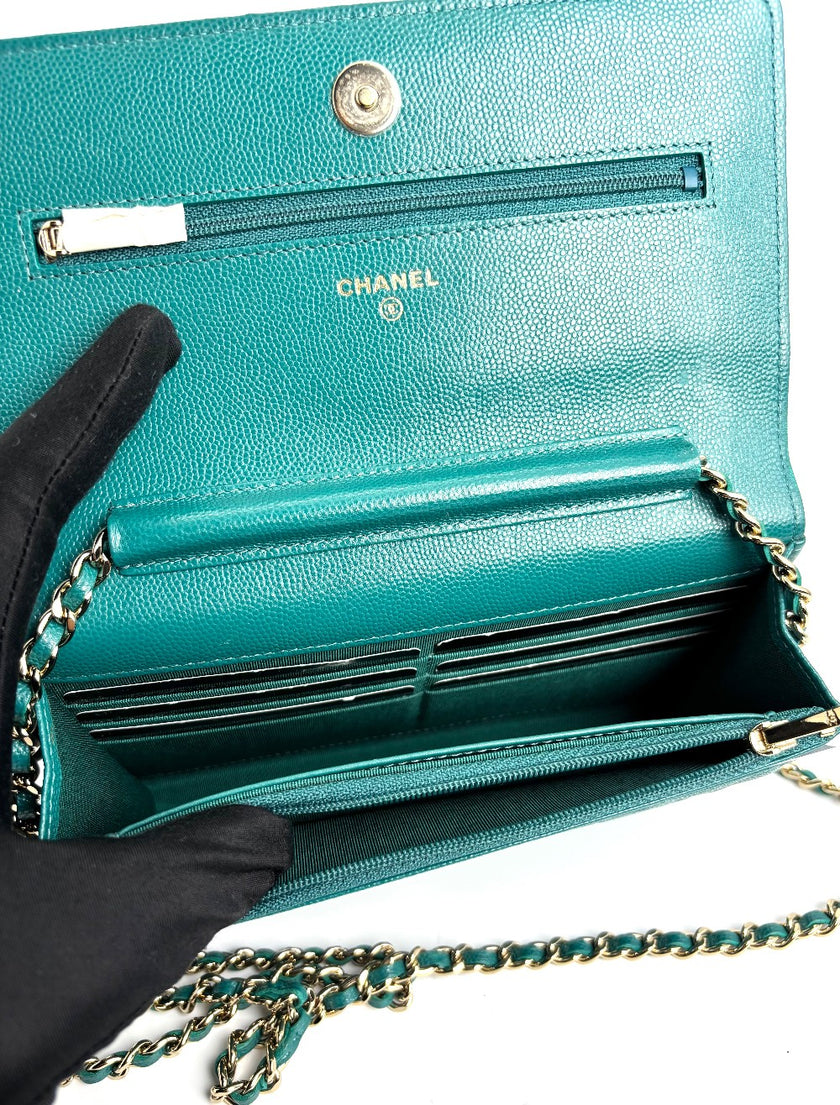 Like New. Chanel WOC Bluegreen. 30836980|4104