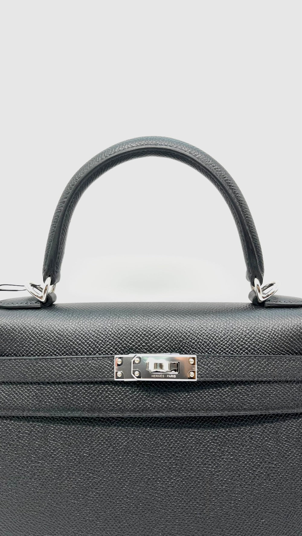Brand New. Hermes Kelly 25 Black Epsom Sellier PHW. KMU951PA|14354