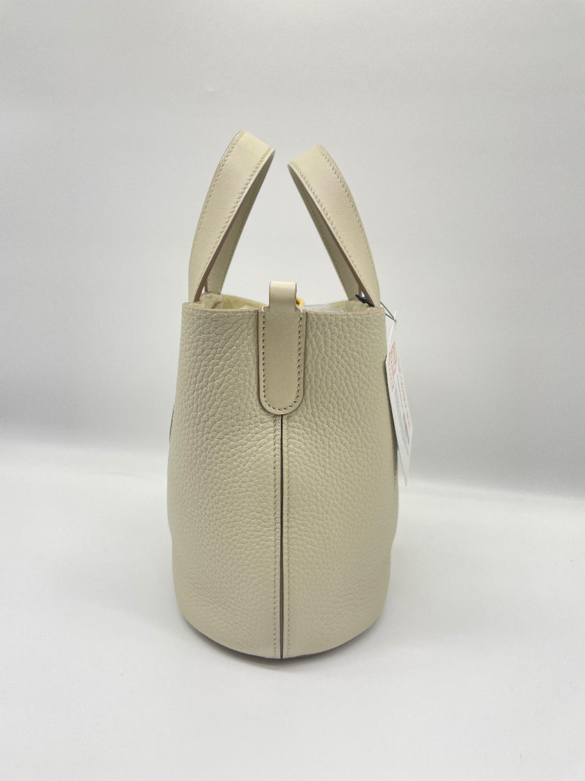 Like New. Hermes In The Loop 18 Clemence Beton GHW. UAM007UH|9121