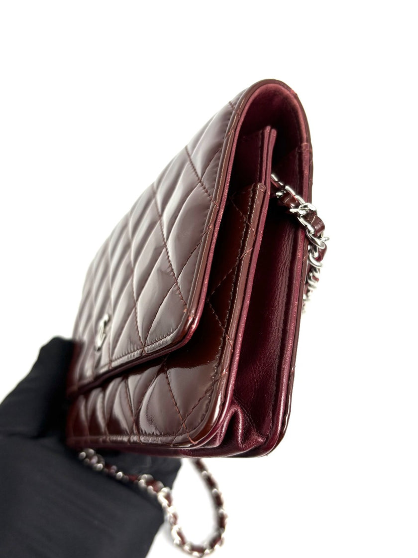 Preowned. Chanel WOC Maroon Patent. 14003421|4115