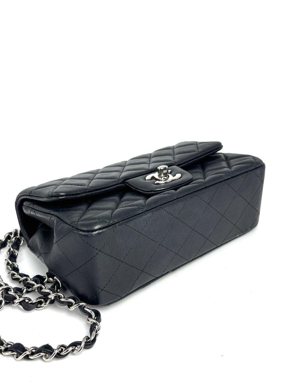 Preowned. Chanel Mini Rectangular Flap Black SHW Lambskin. 28516584|13213