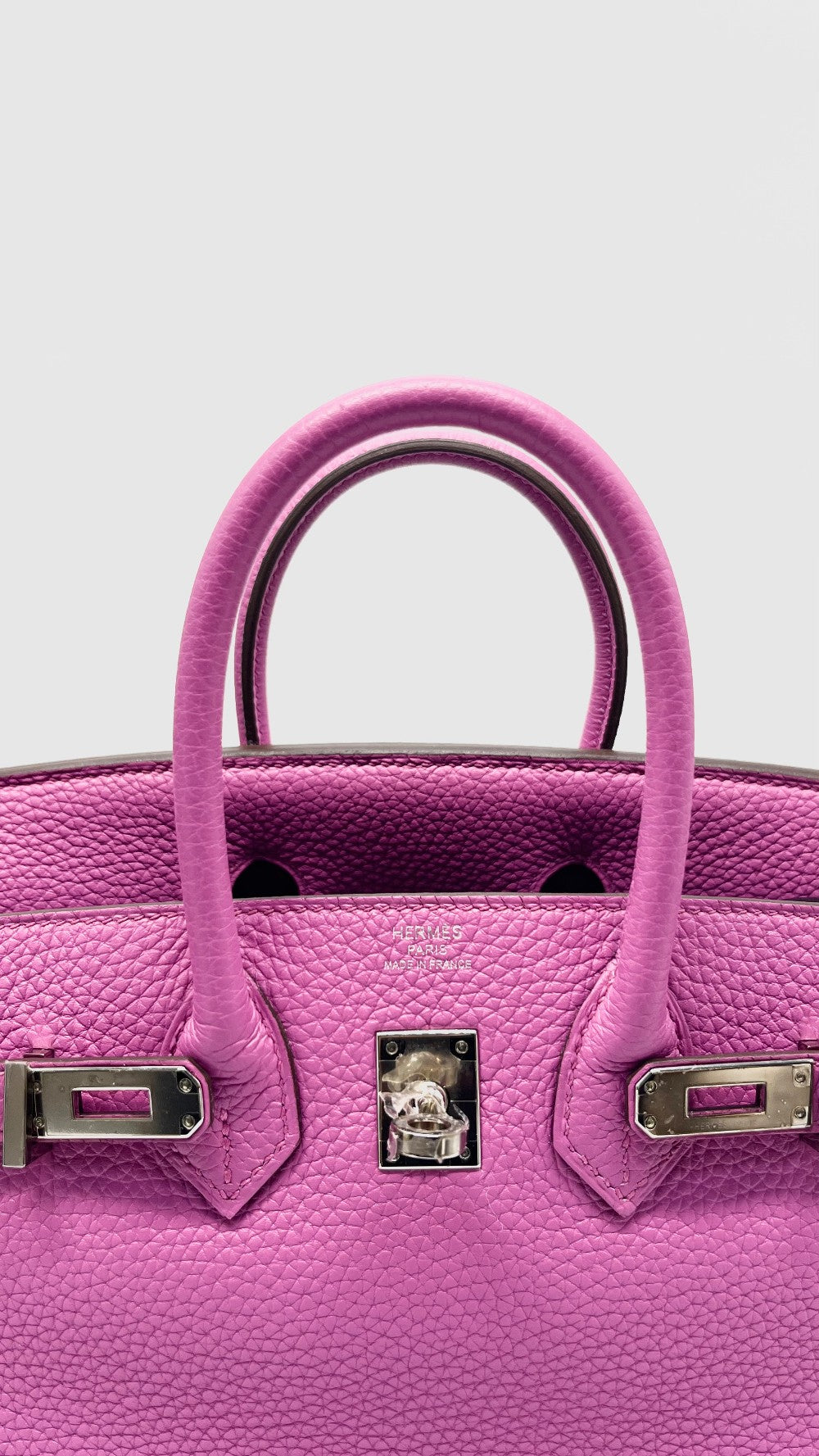Preowned. Hermes Birkin 25 Magnolia Togo PHW. CPY529UG|10376