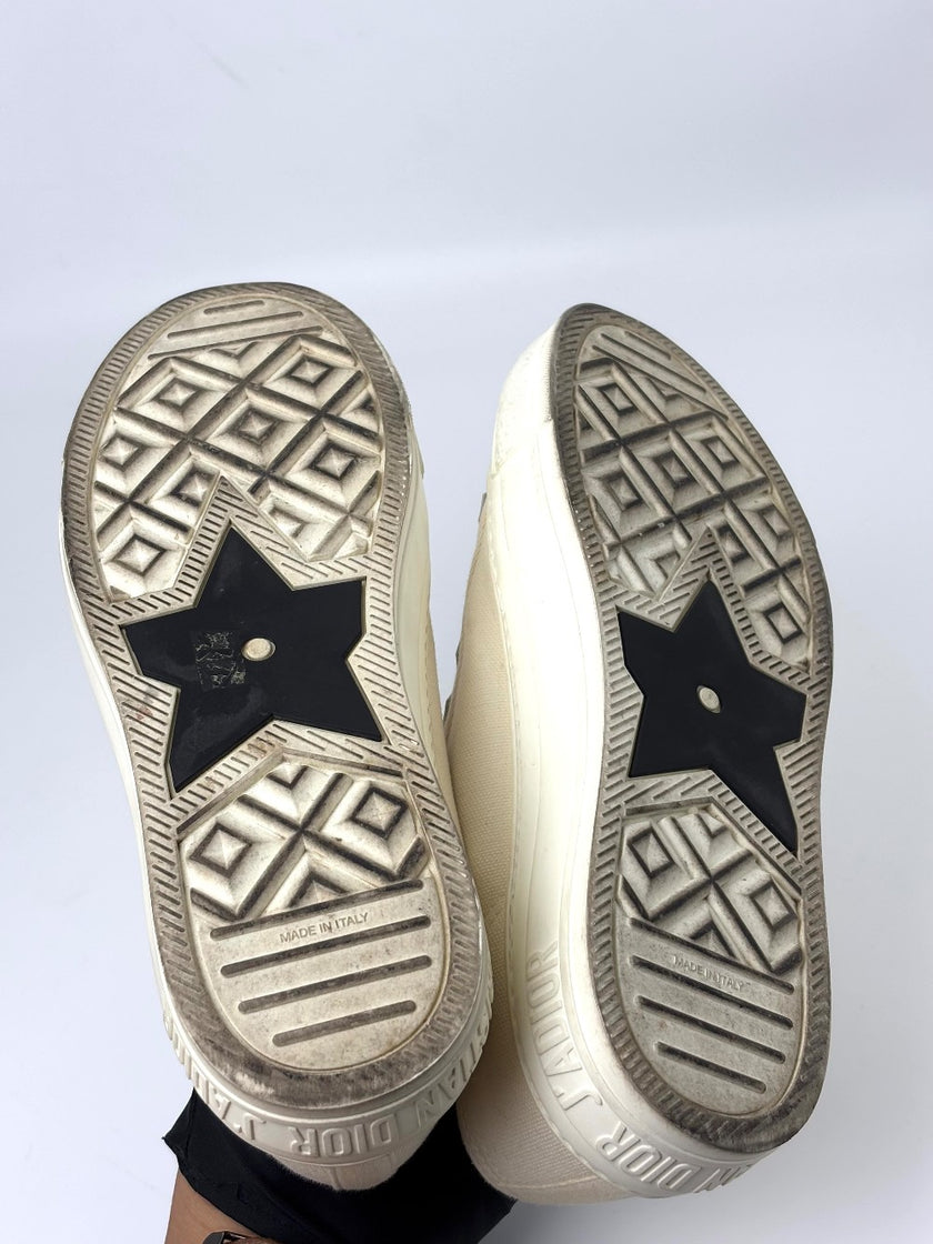 Preowned. Dior Sneakers Cream. 38|7684