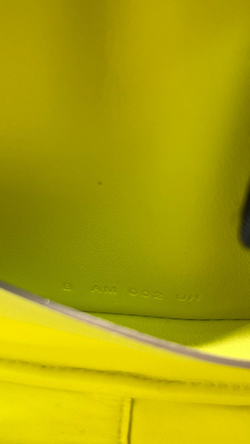 Brand New. Hermes Loop Beltbag Blanc. BAM002UH|11745