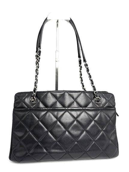 Preowned. Chanel CC Black Quilted Caviar Medium Shopping Tote Bag SHW. 17672225|12393