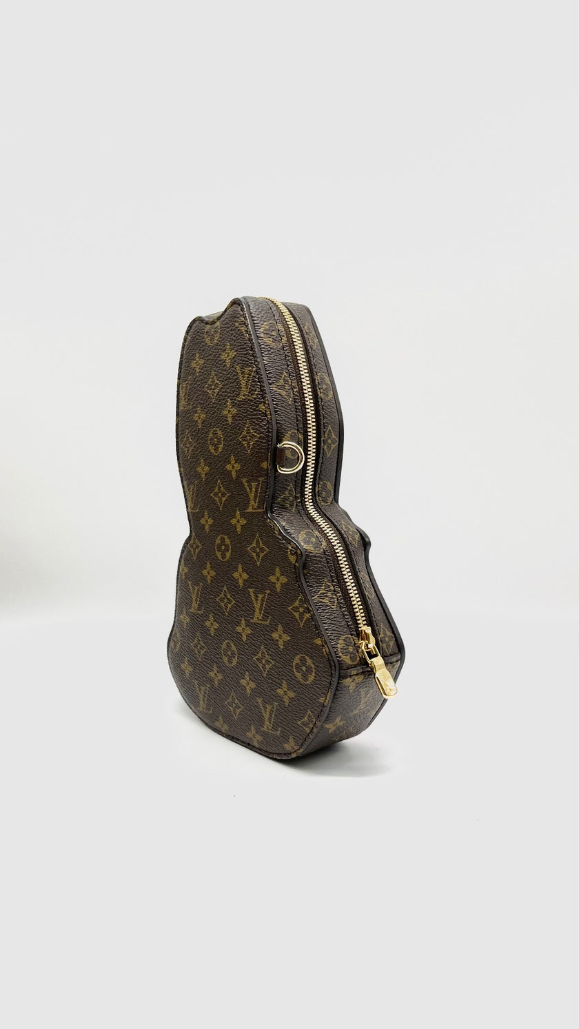 Like New. LV x Sun Yitian Wallet On Chain Rabbit Monogram|13773