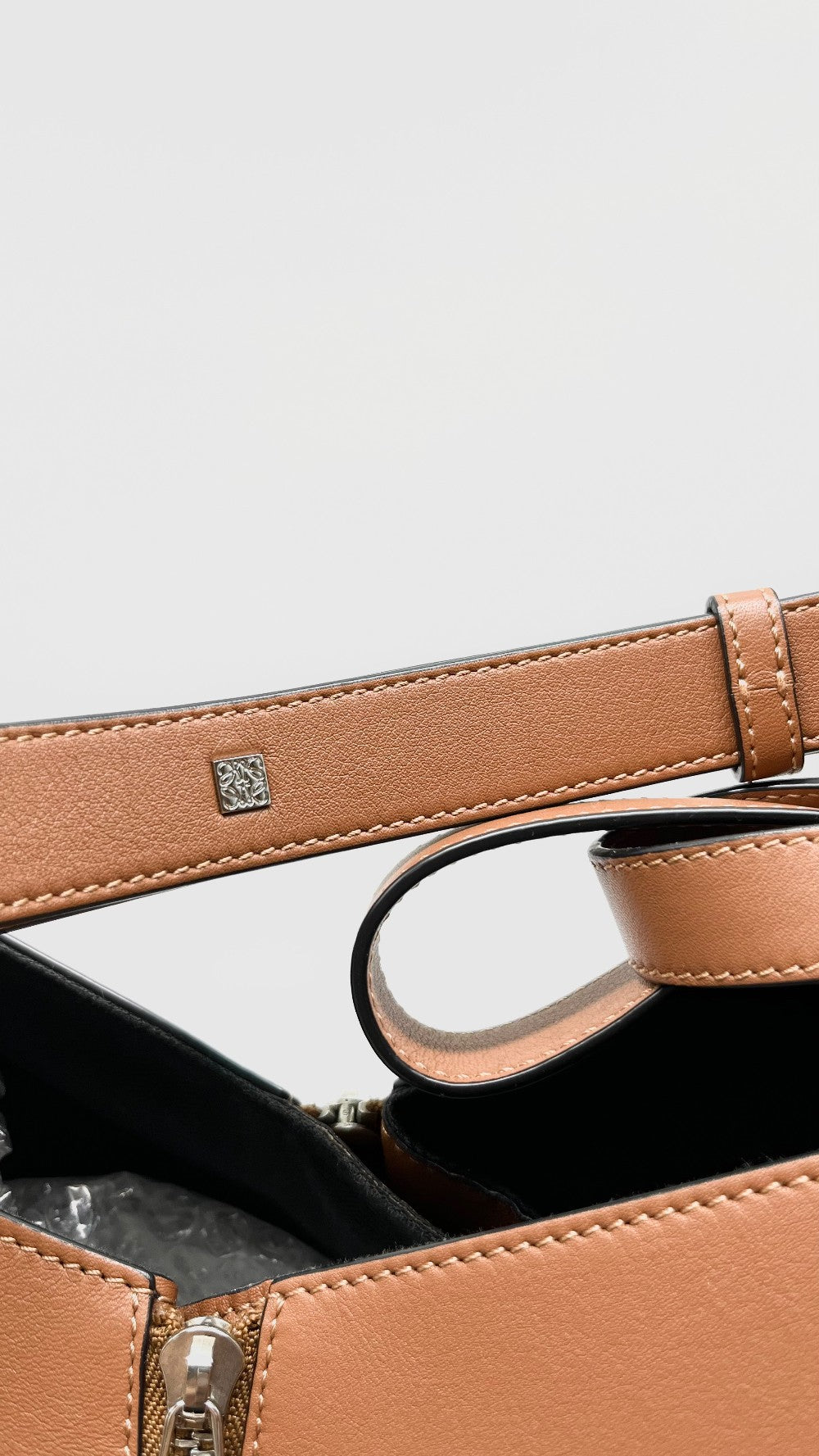 Brand New. Loewe Hammock Brown. 012213|11750