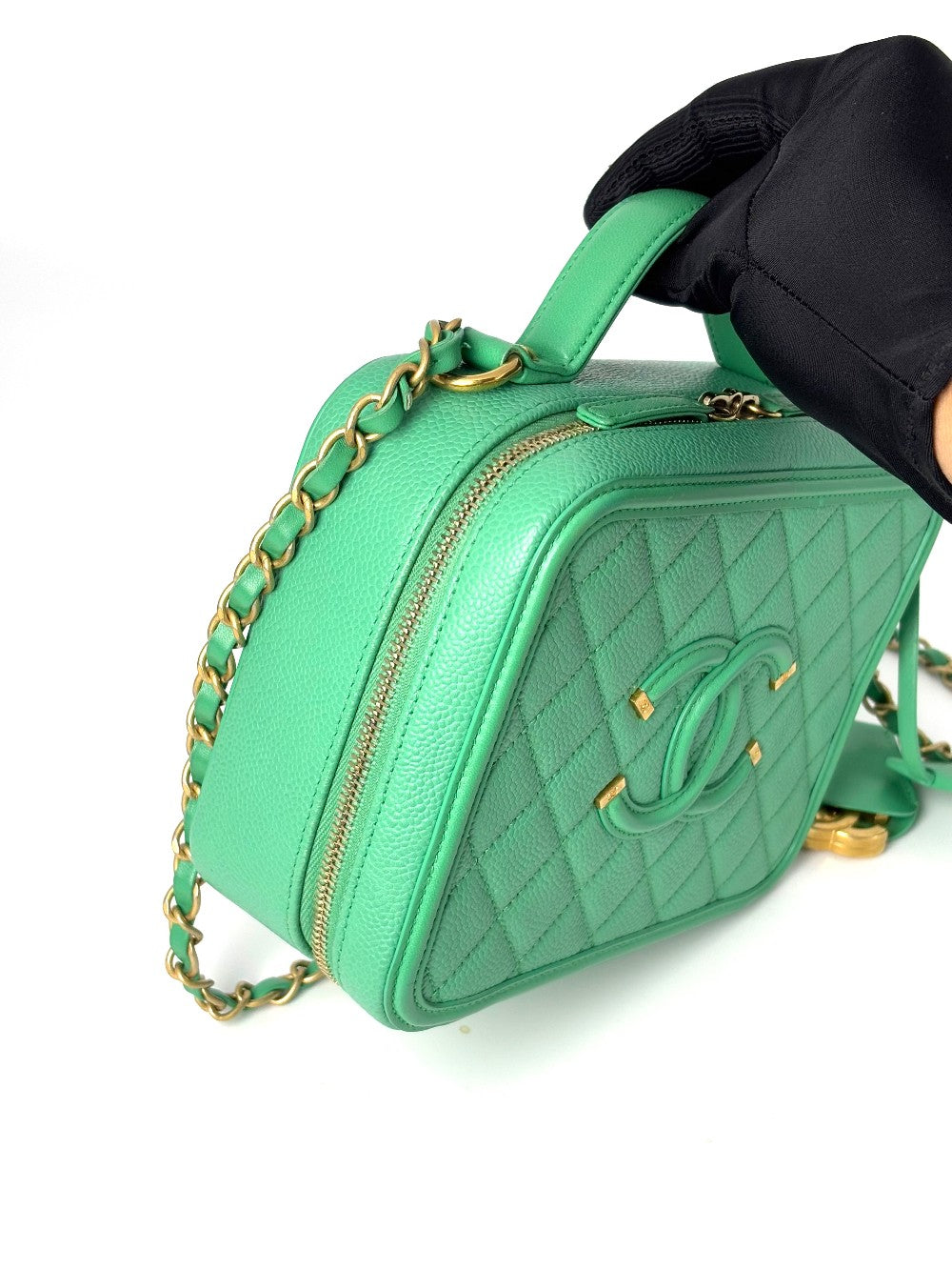 Preowned. Chanel Vanity Filigree Green Caviar GHW. 24008039|8055