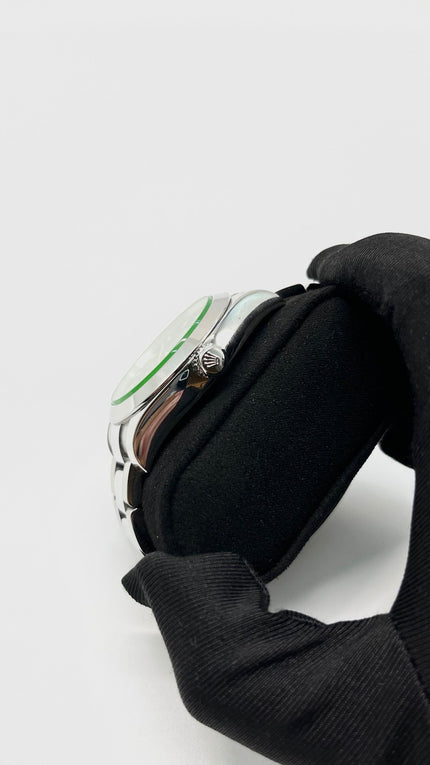 Preowned. Rolex Milgauss Black Dial Oyster Bracelet All Steel 40MM 11.5 Links 2018|14401