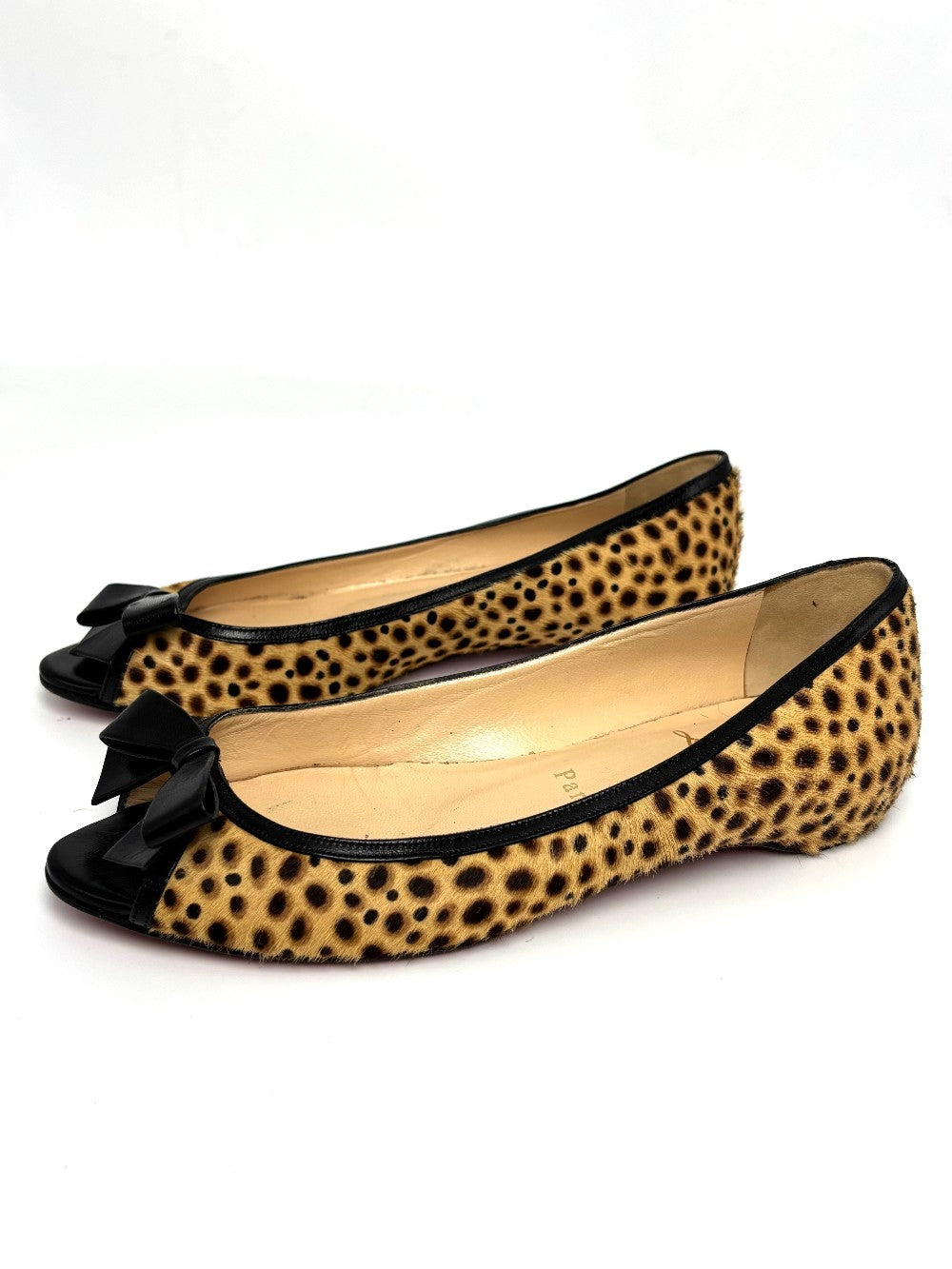 Like New. Louboutin Flats Leopard. 35|10741