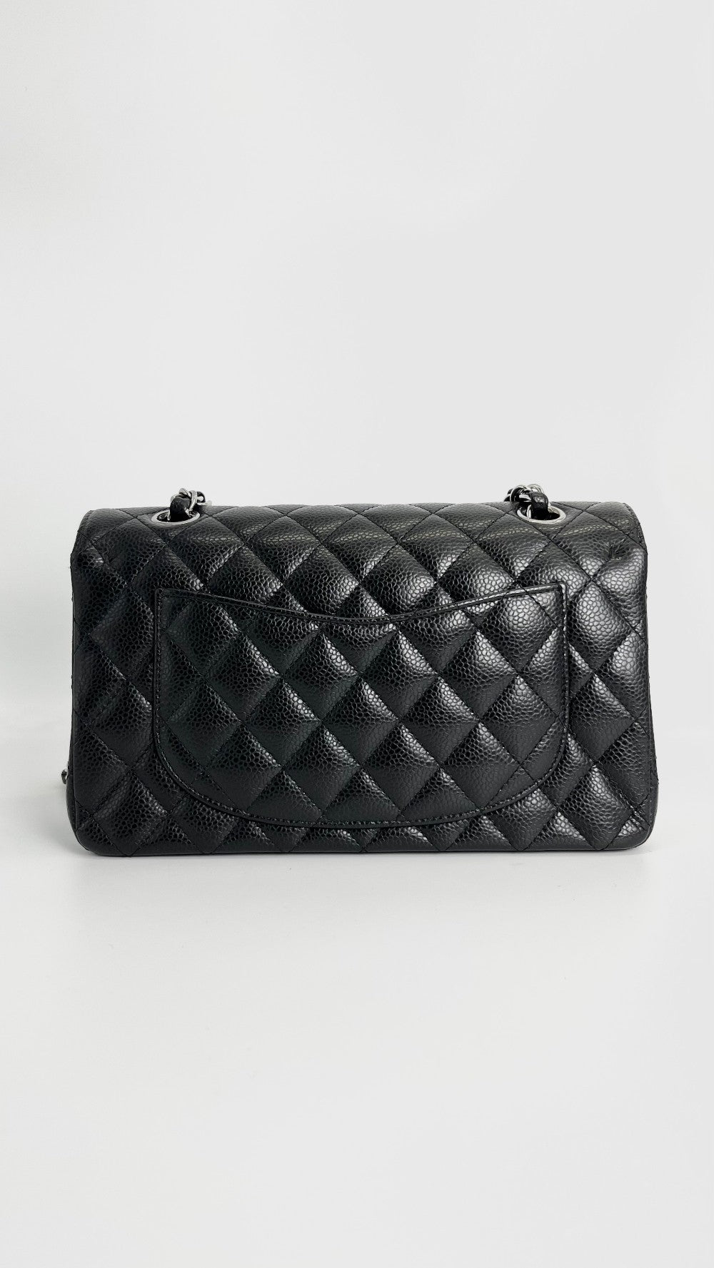 Like New. Chanel Small Flap Black Caviar SHW. EL251GK3|4184