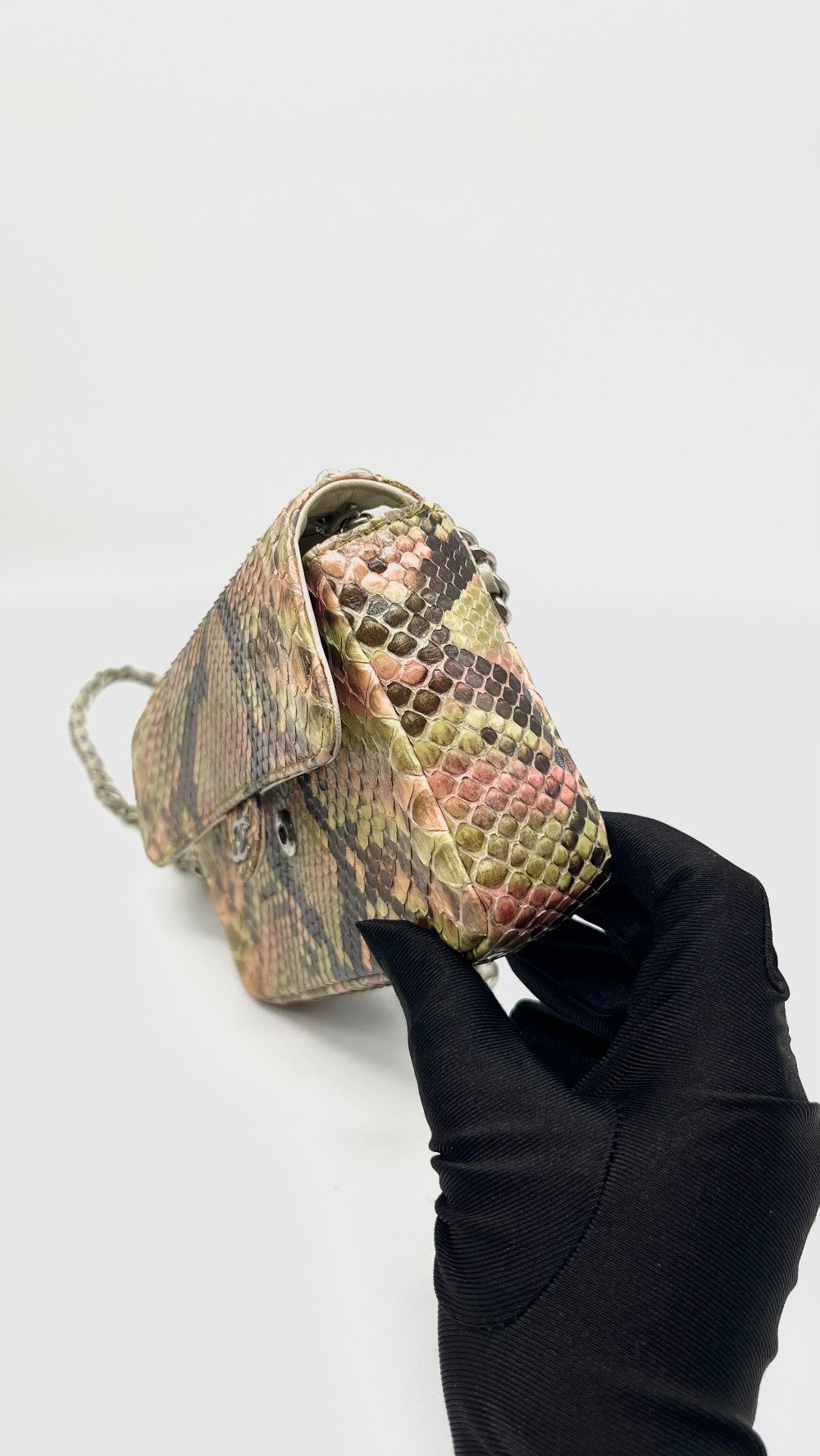 Preowned. Chanel Python Mini Flap Multicolor SHW. 6111892|15305