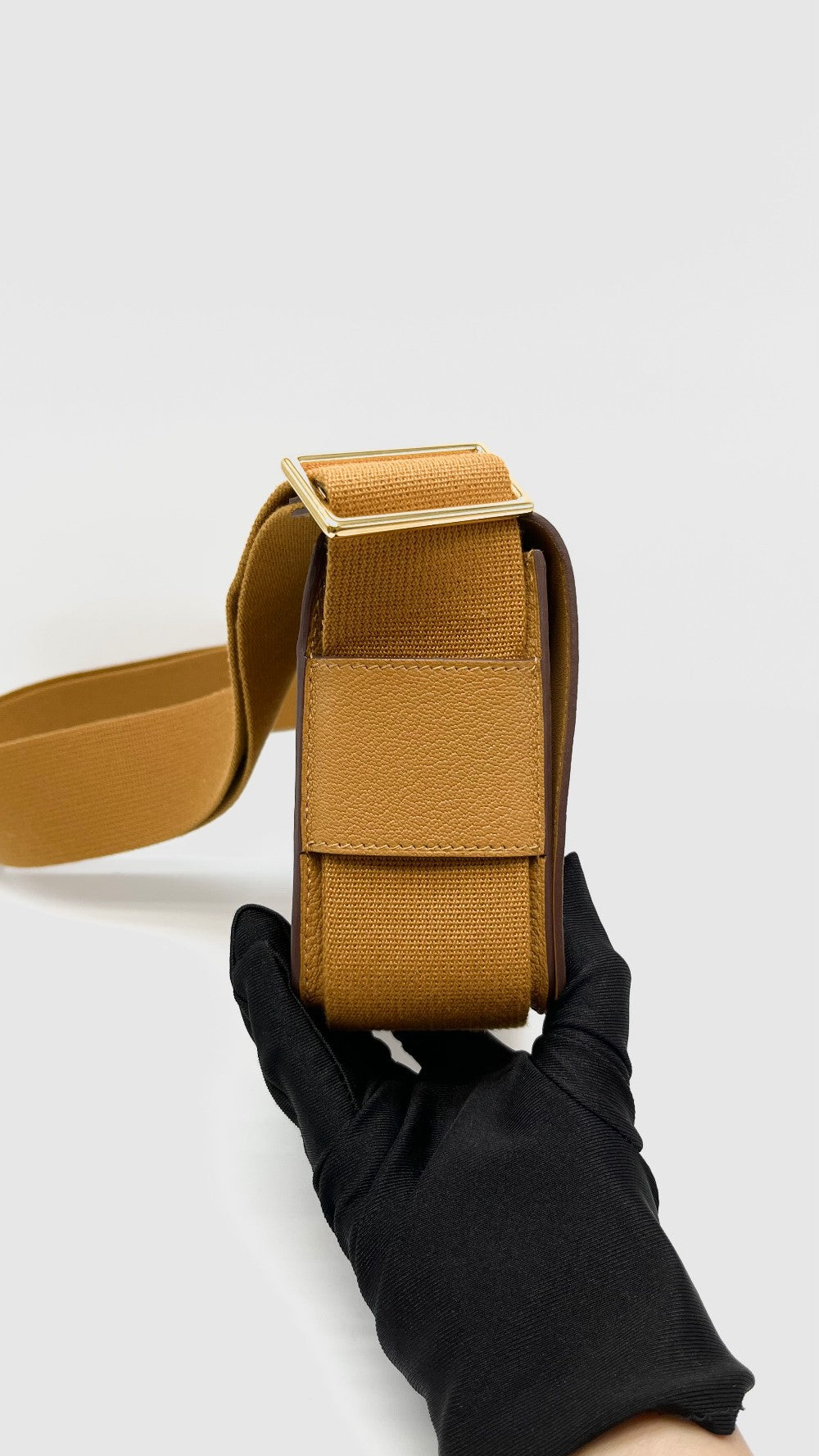 Preowned. Hermes Geta Caramel Evercolor GHW. BPU007NI|16591
