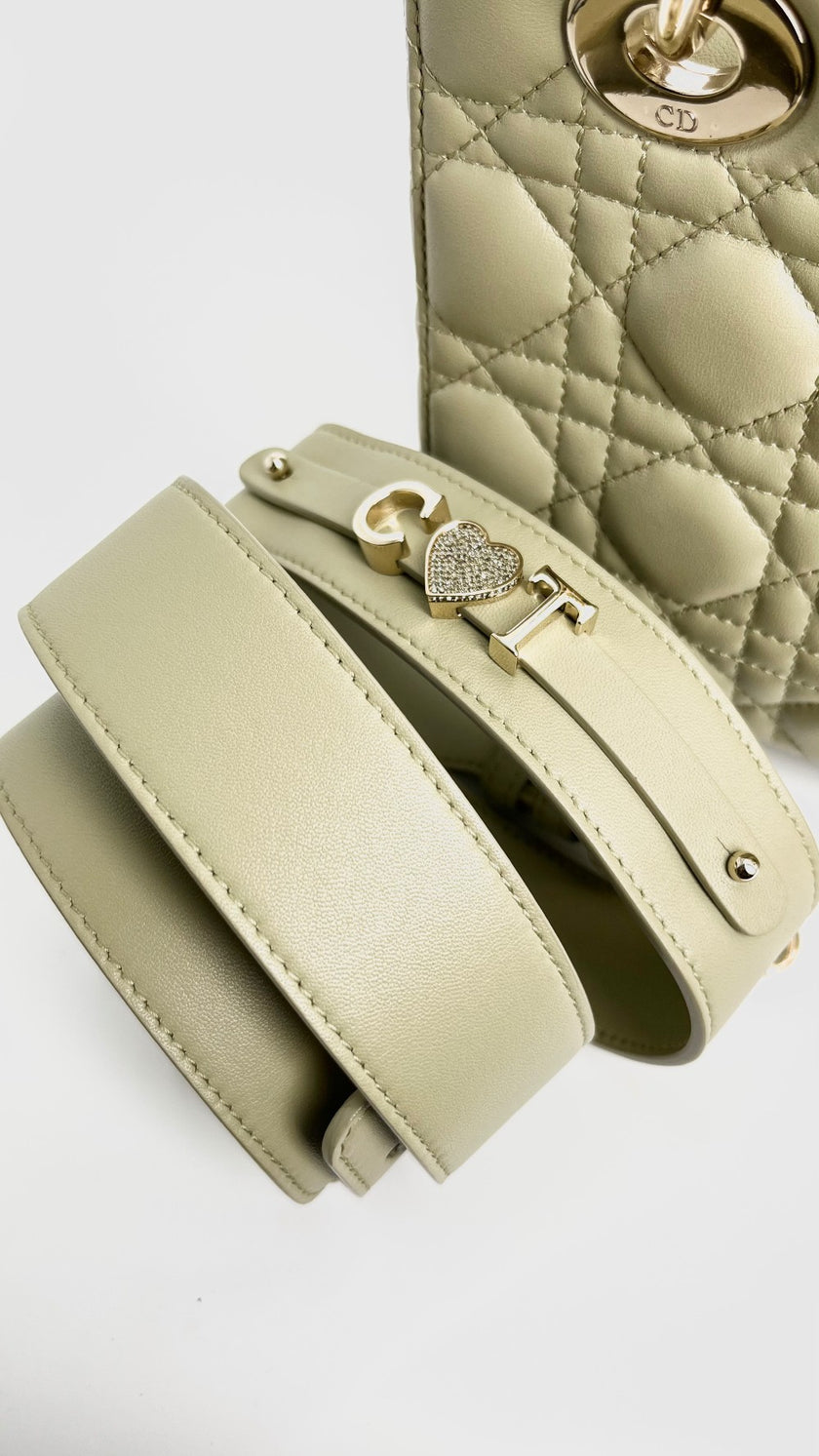 Like New. Lady Dior Small Green. 88-MA-0262|4382