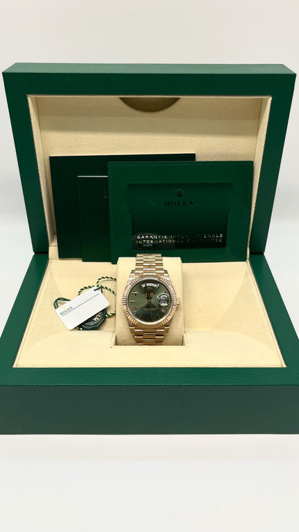 Brand New. Rolex Daydate Olive Green Dial President 40mm 2025|7811