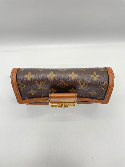 Preowned. LV Dauphine Chain Wallet Monogram And Monogram Reverse|13432