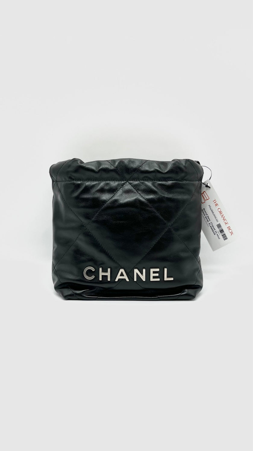 Brand New. Chanel 22 Mini Black SHW. ELE868AR|5273