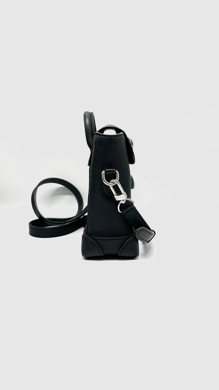 Unused. LV Steamer 15 Black Calfskin SHW. MCHIP|10842