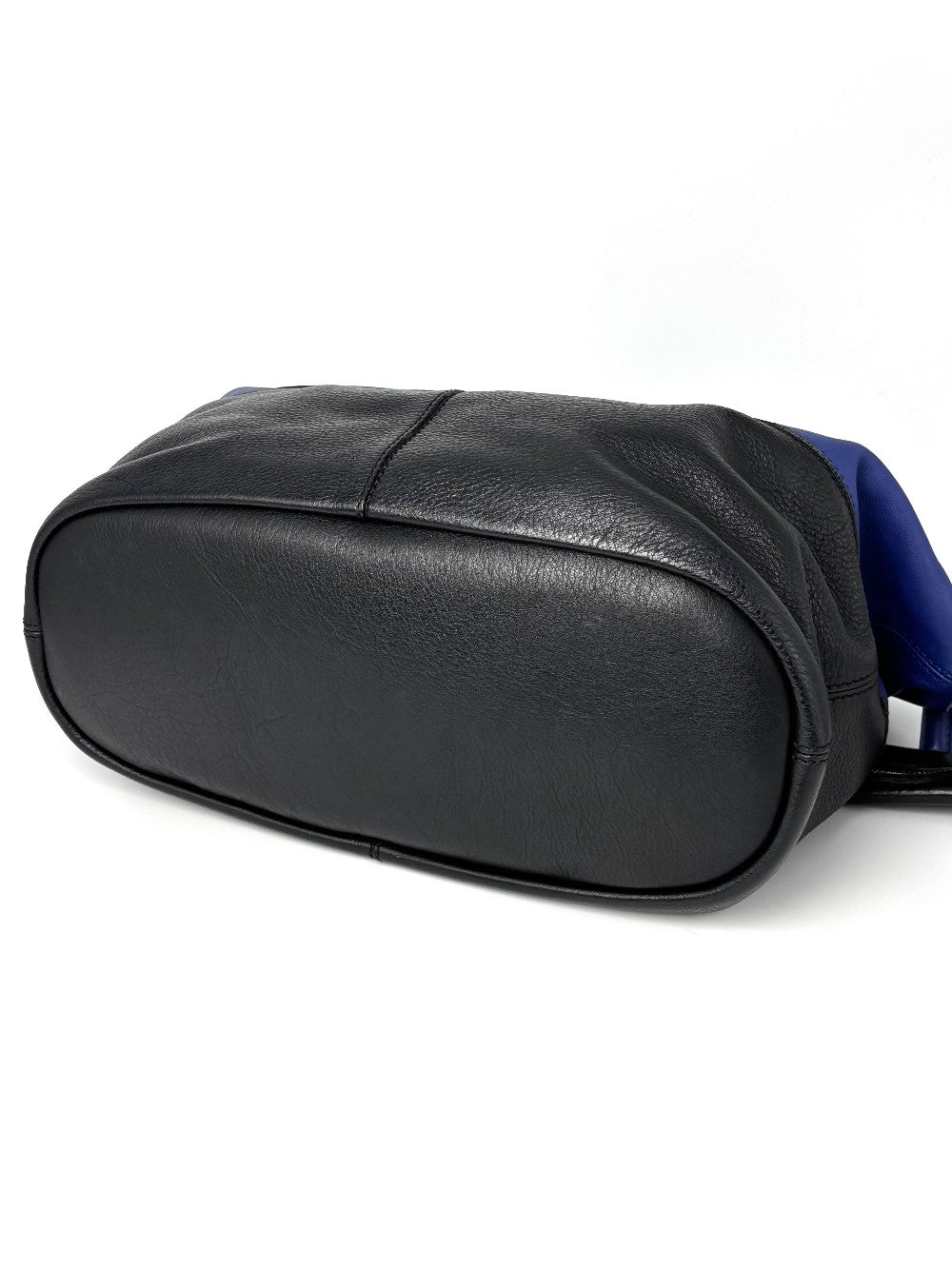 [SALE] Preowned. Givenchy Nightingale Medium Bi Color Blue/ Black. MA1104|9574