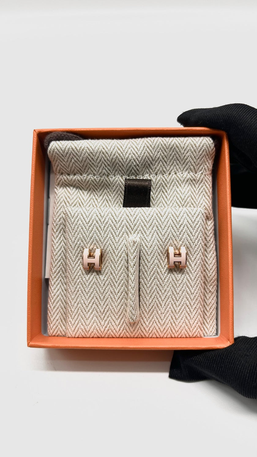 Brand New. Hermes H Pop Earrings Pink|8735