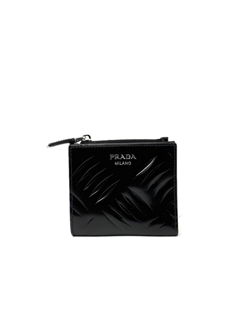 Brand New. Prada Bifold Wallet Black Calfskin|7201