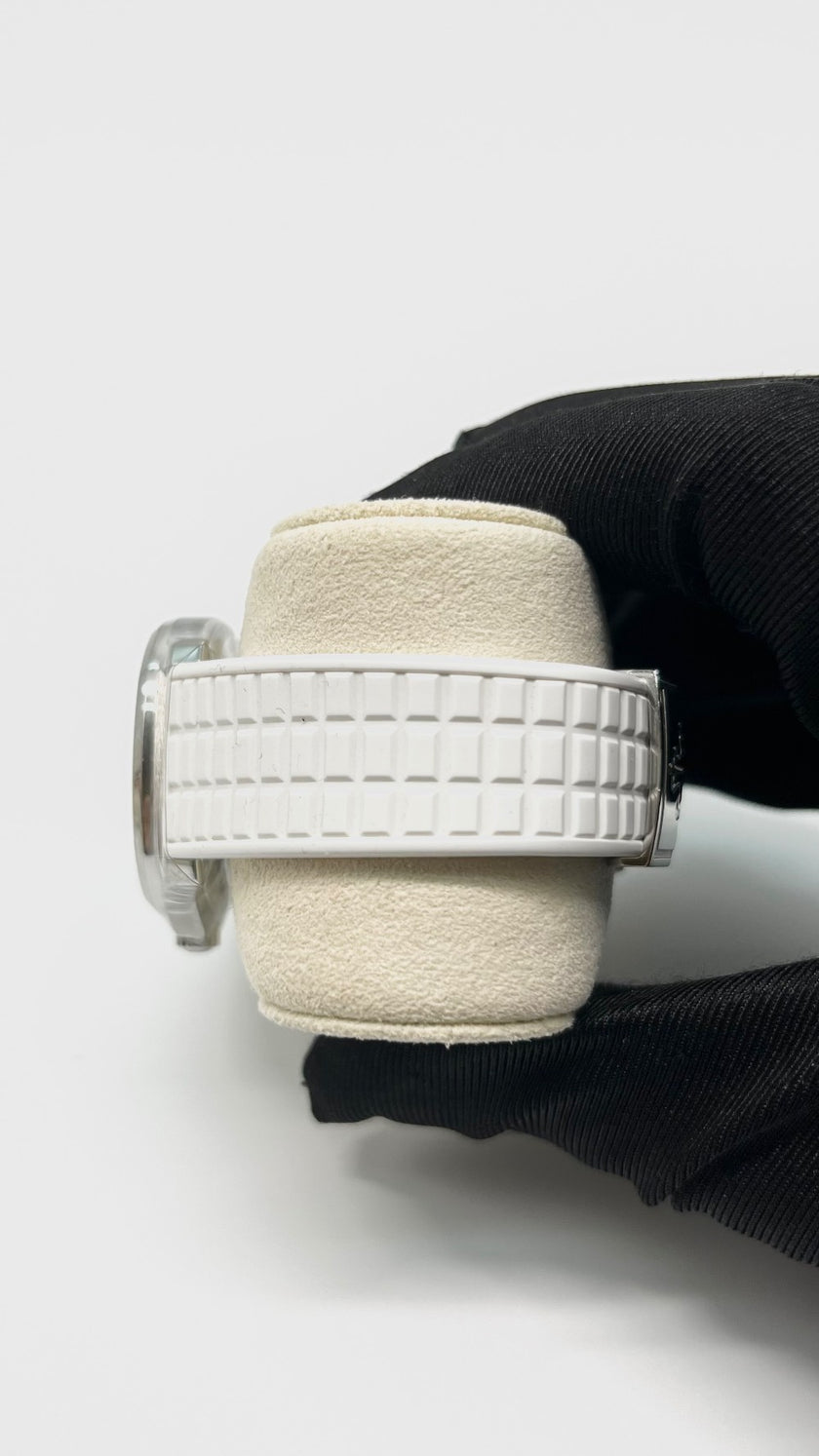 Preowned. Patek Aquanaut 5067A-024 with Diamonds White Rubber Strap 2019 35.6 mm|5726