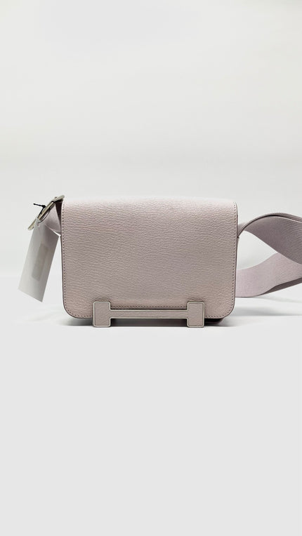 Preowned. Hermes Geta Mauve Pale/Chai Chevre PHW. BPU009NI|8260