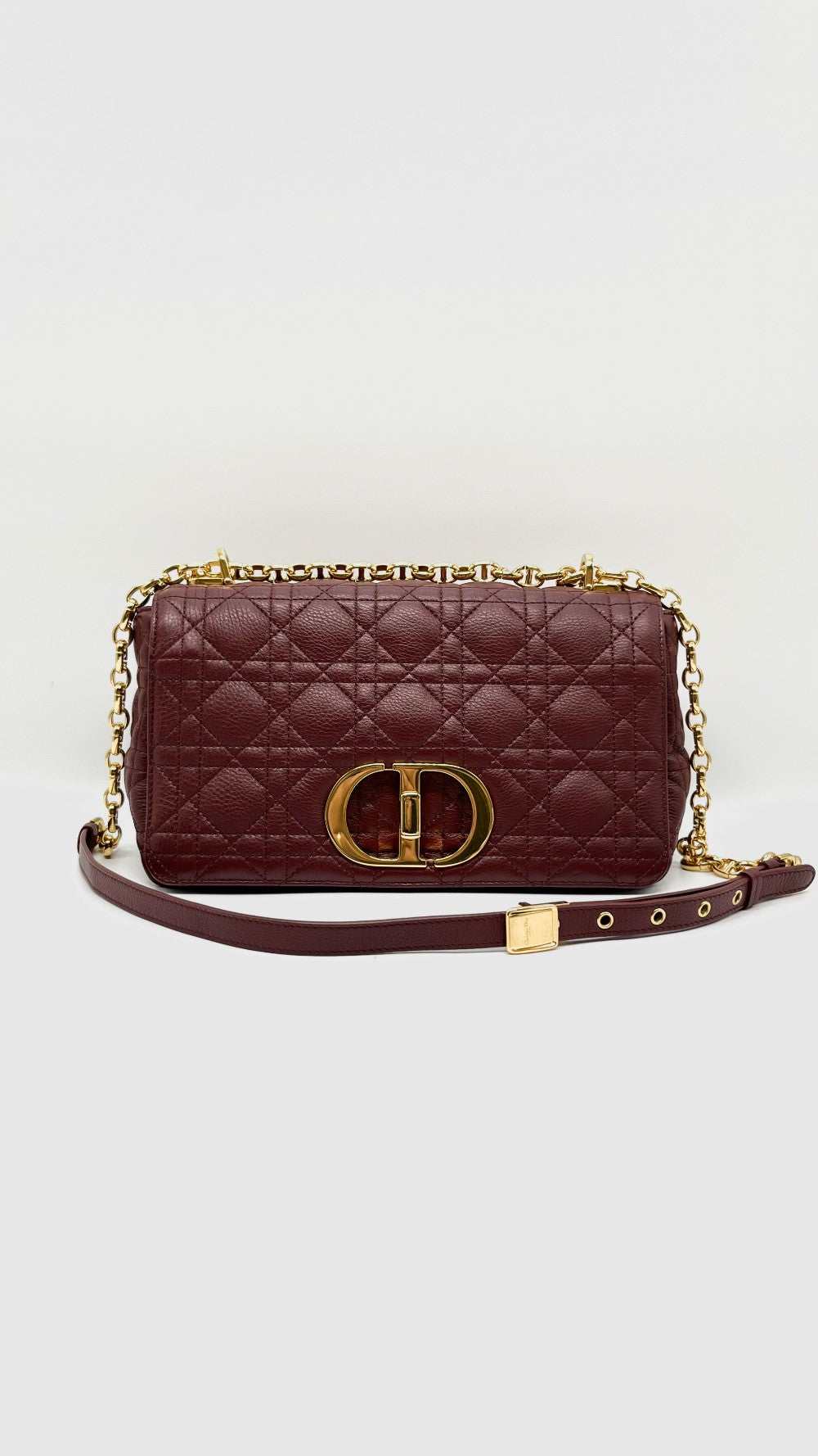 Preowned. Dior Caro 30 Montaigne Maroon.09MA0251|13957
