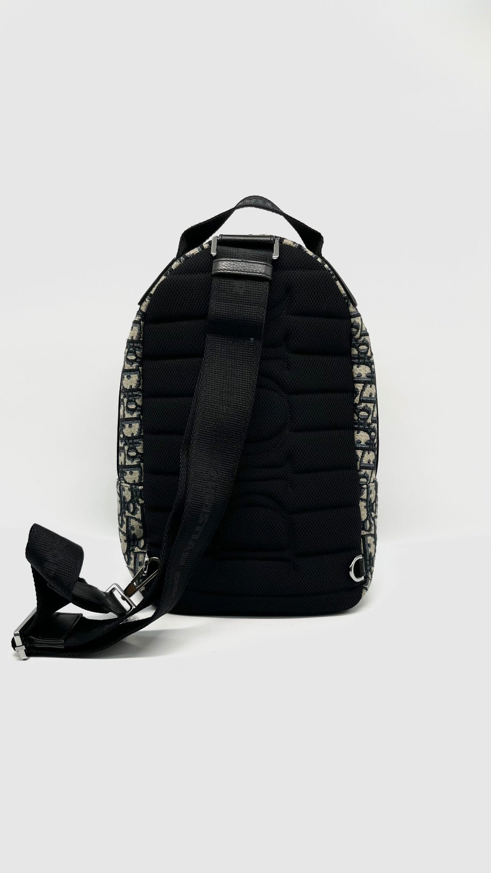 Preowned. Dior Rider Sling Crossbody Bag Oblique. 15BO0223|14212