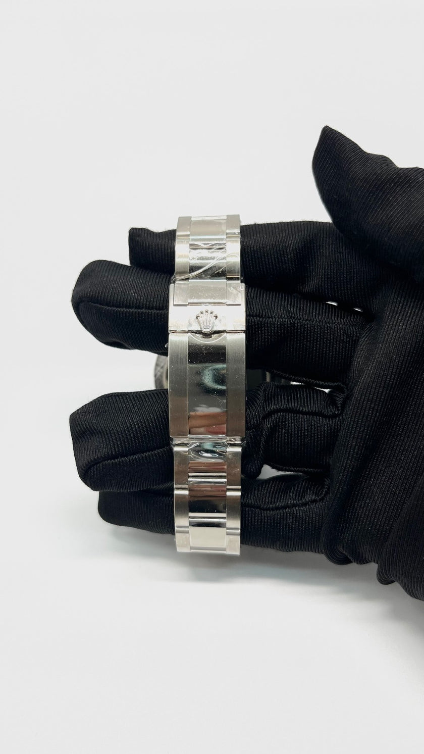 Brand New. Rolex Daytona Ghost Full White Gold Oyster Bracelet 2025 12. 5 Links 40 MM|14378