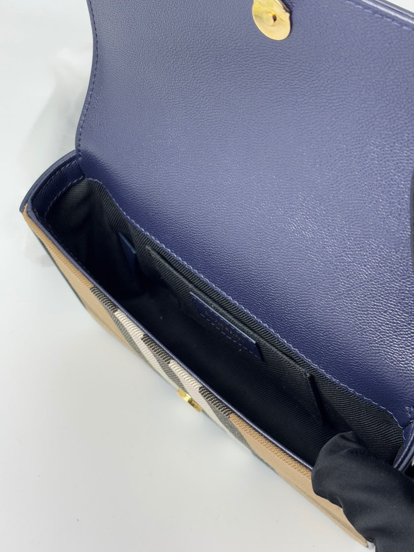 [SALE] Brand New. Burberry Sling Blue|6316