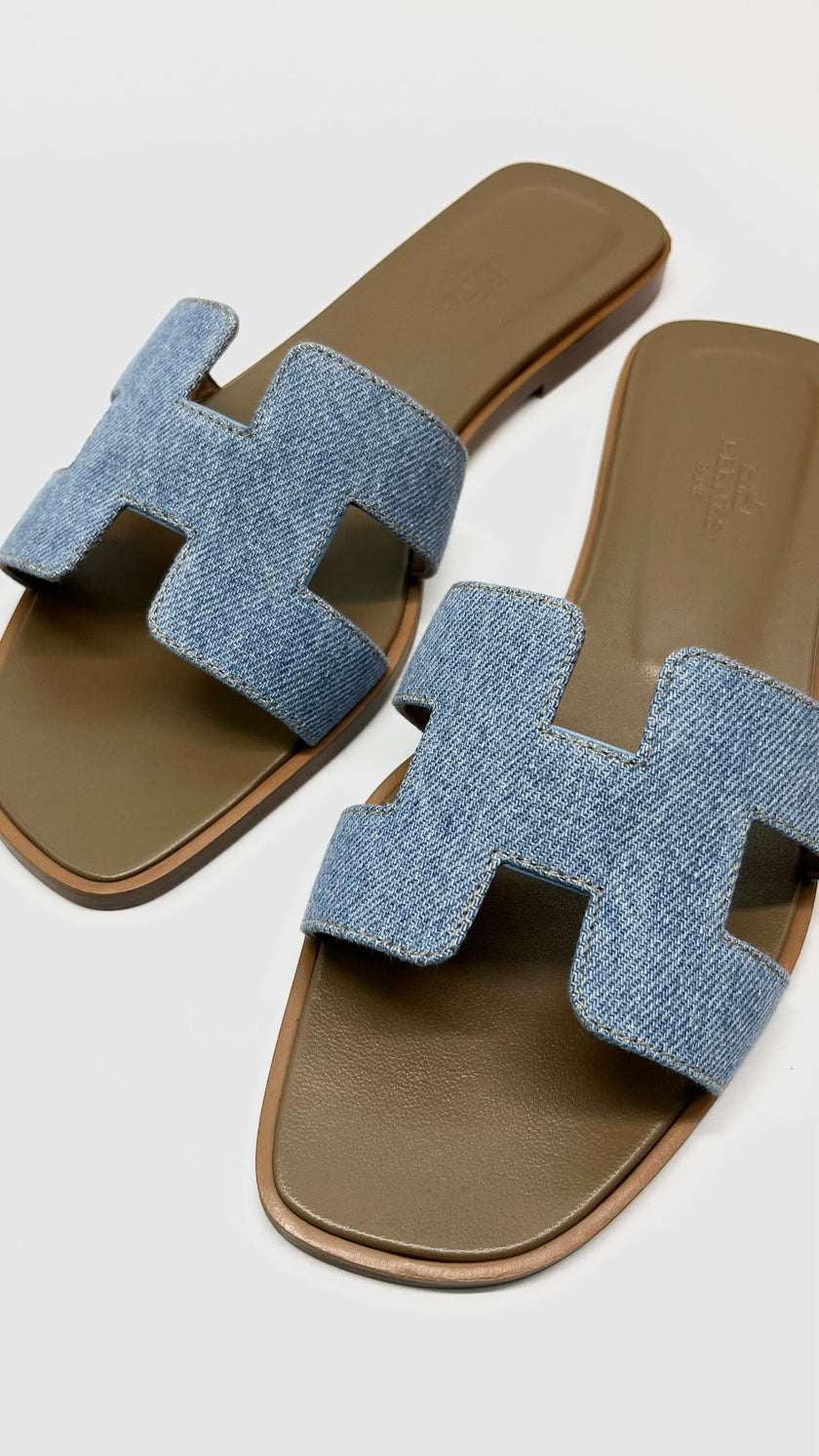 Brand New Hermes Oran Sandal Etoupe/Denim. 38|6873