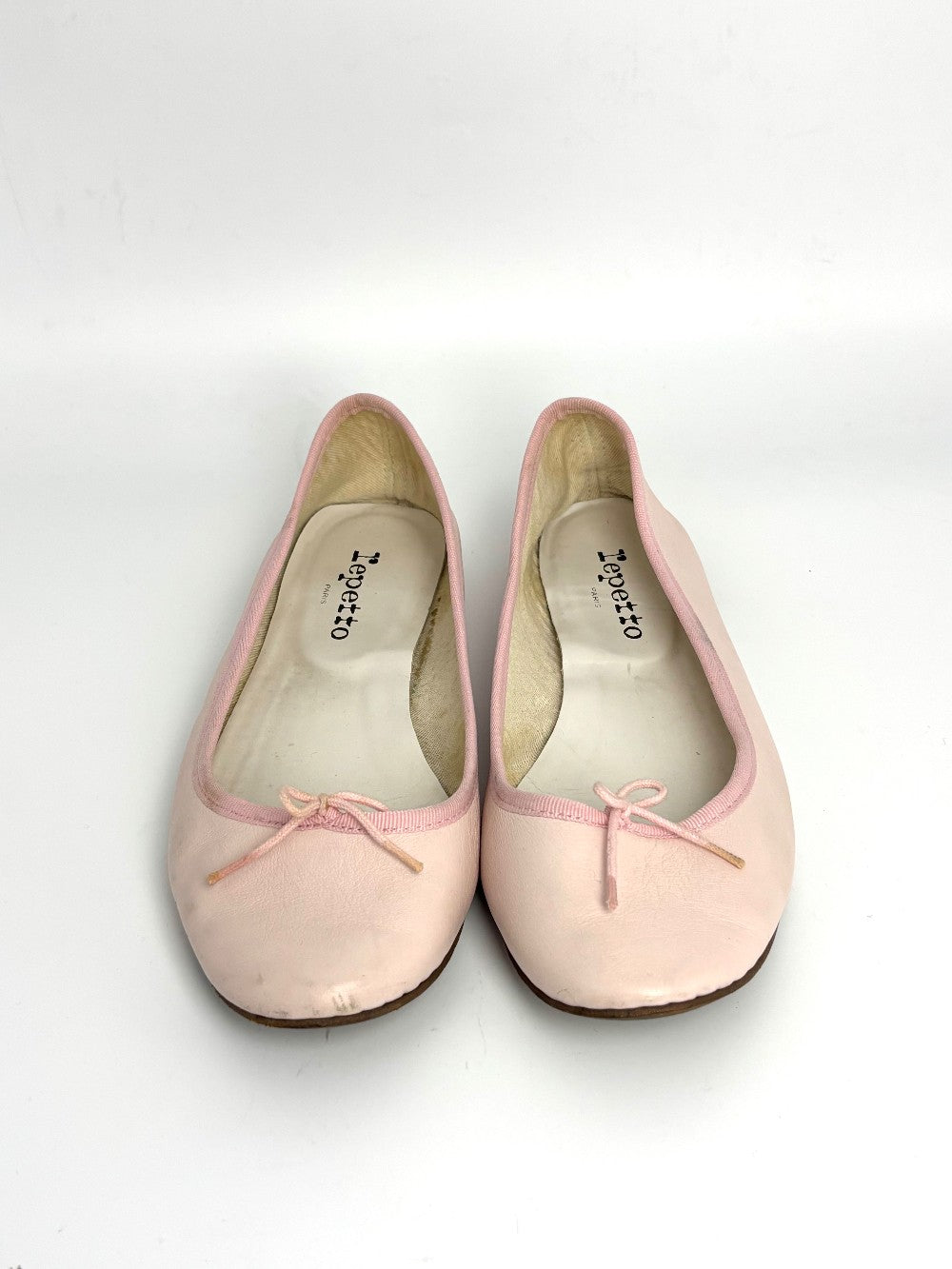 Preowned. Repetto Flats Pale Pink. 41|11011