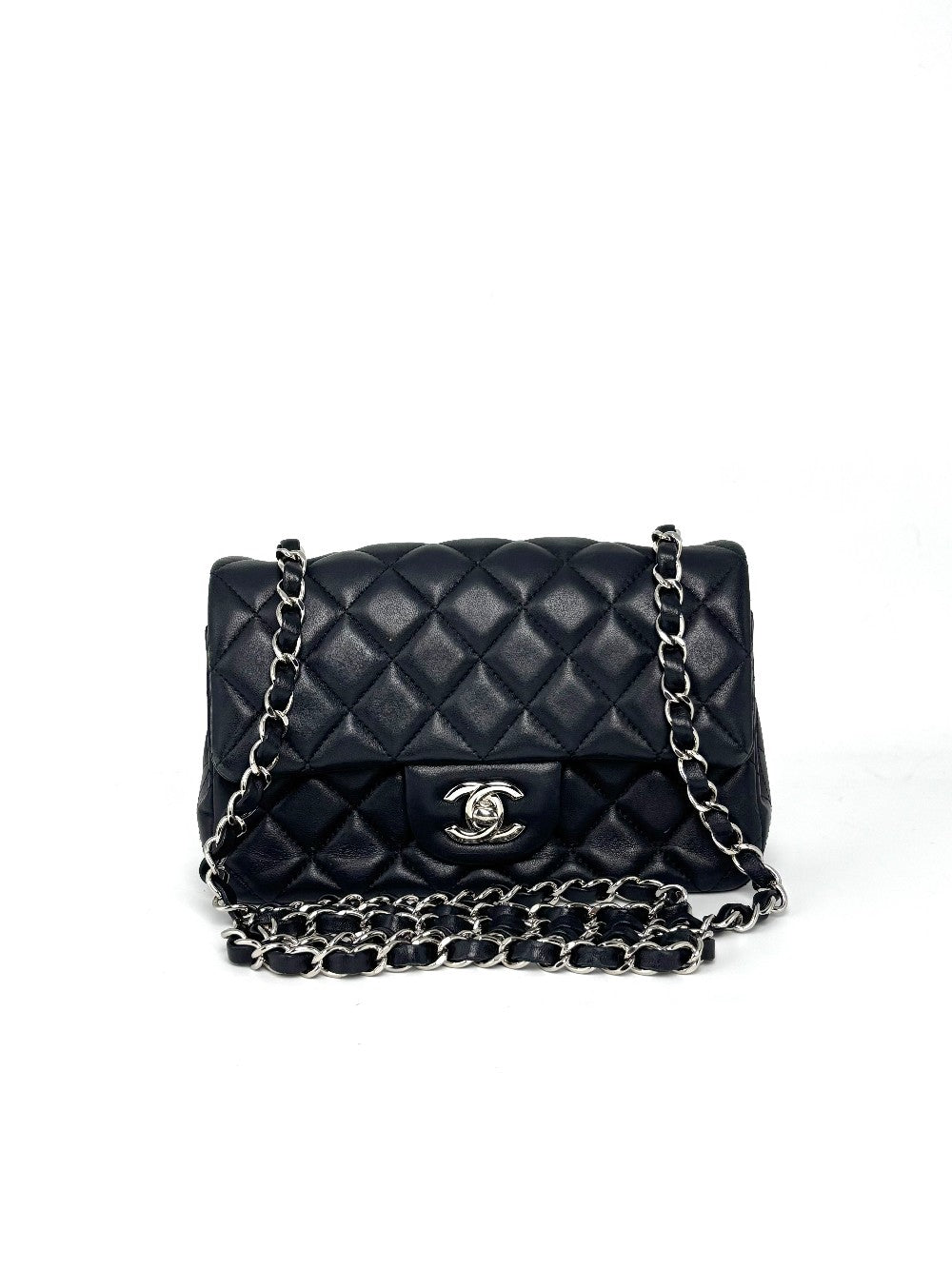 Preowned. Chanel Mini Rectangular Flap Black SHW Lambskin. 28516584|13209
