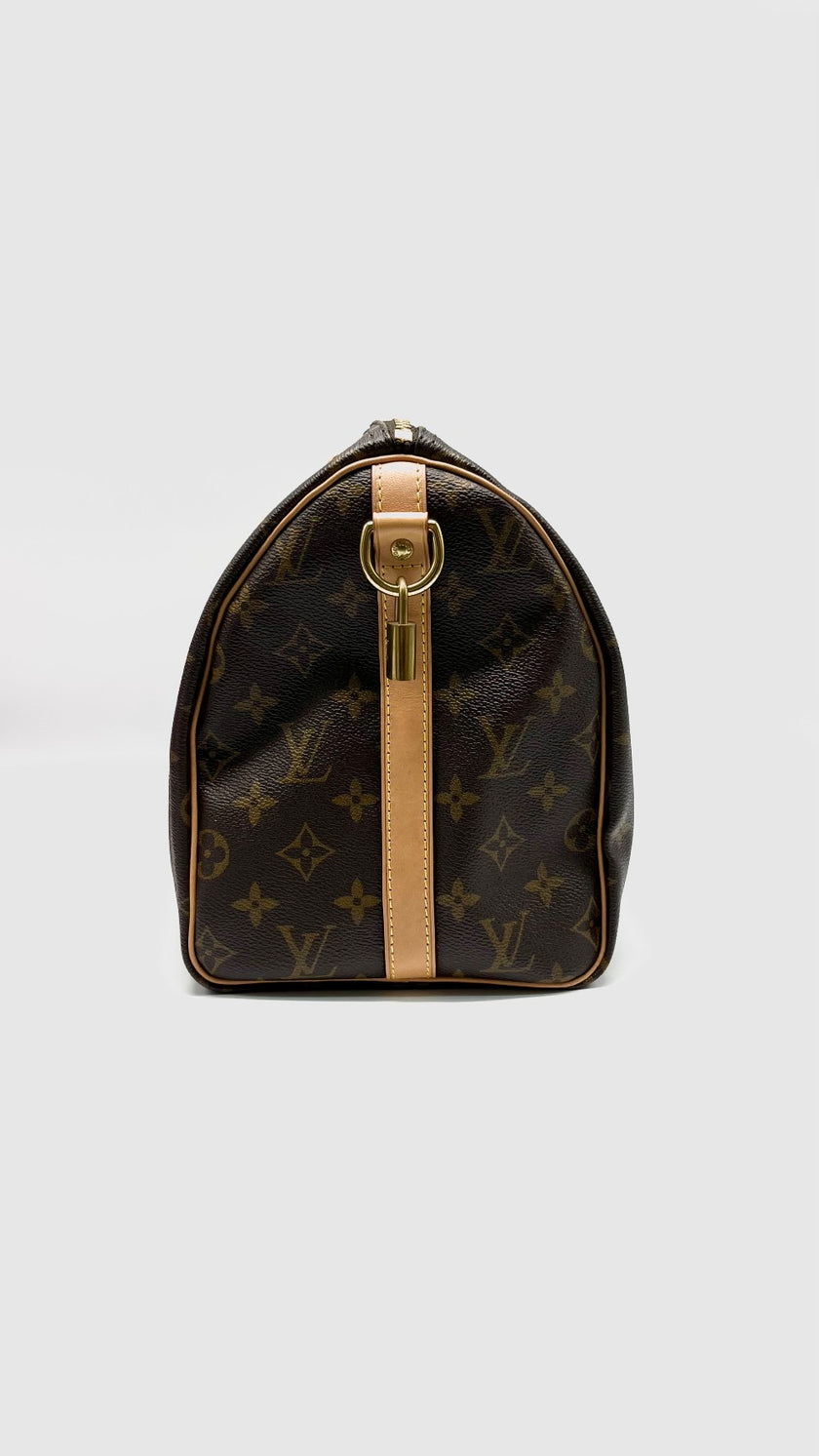 Preowned. LV Speedy Bandouliere 30 Monogram. MIcrochip|11986