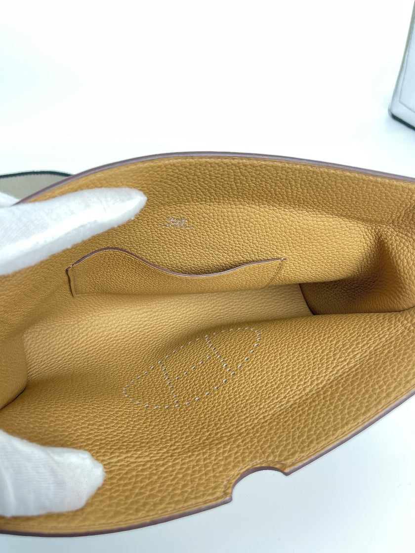 Brand New. Hermes Videpoches Beige Marfa. BAA009ZA|3489