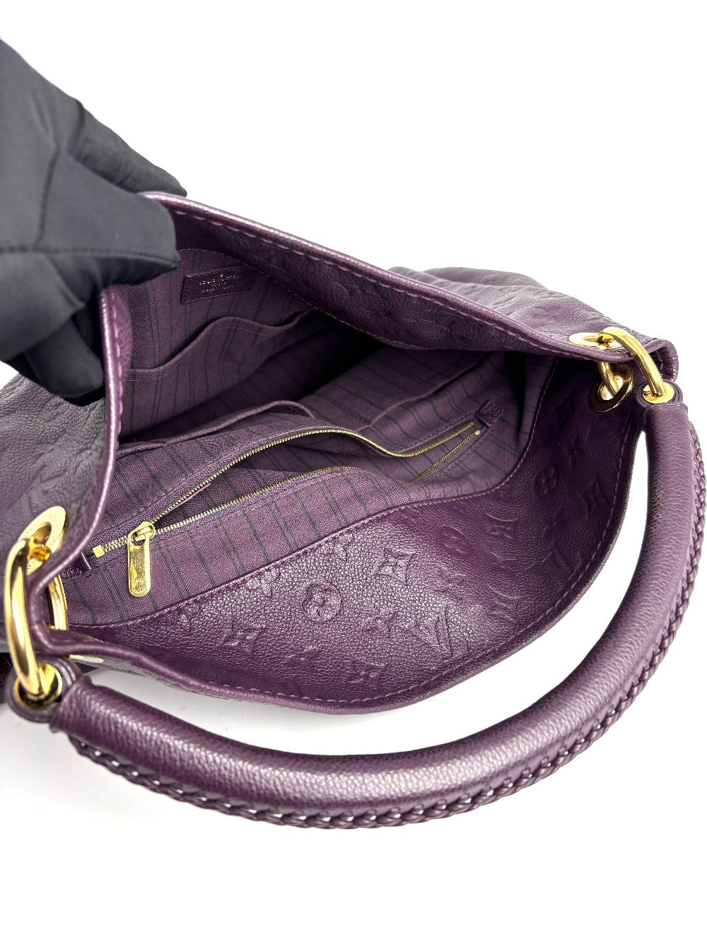 Preowned. LV Artsy MM Empreinte Purple. CA2181|13235
