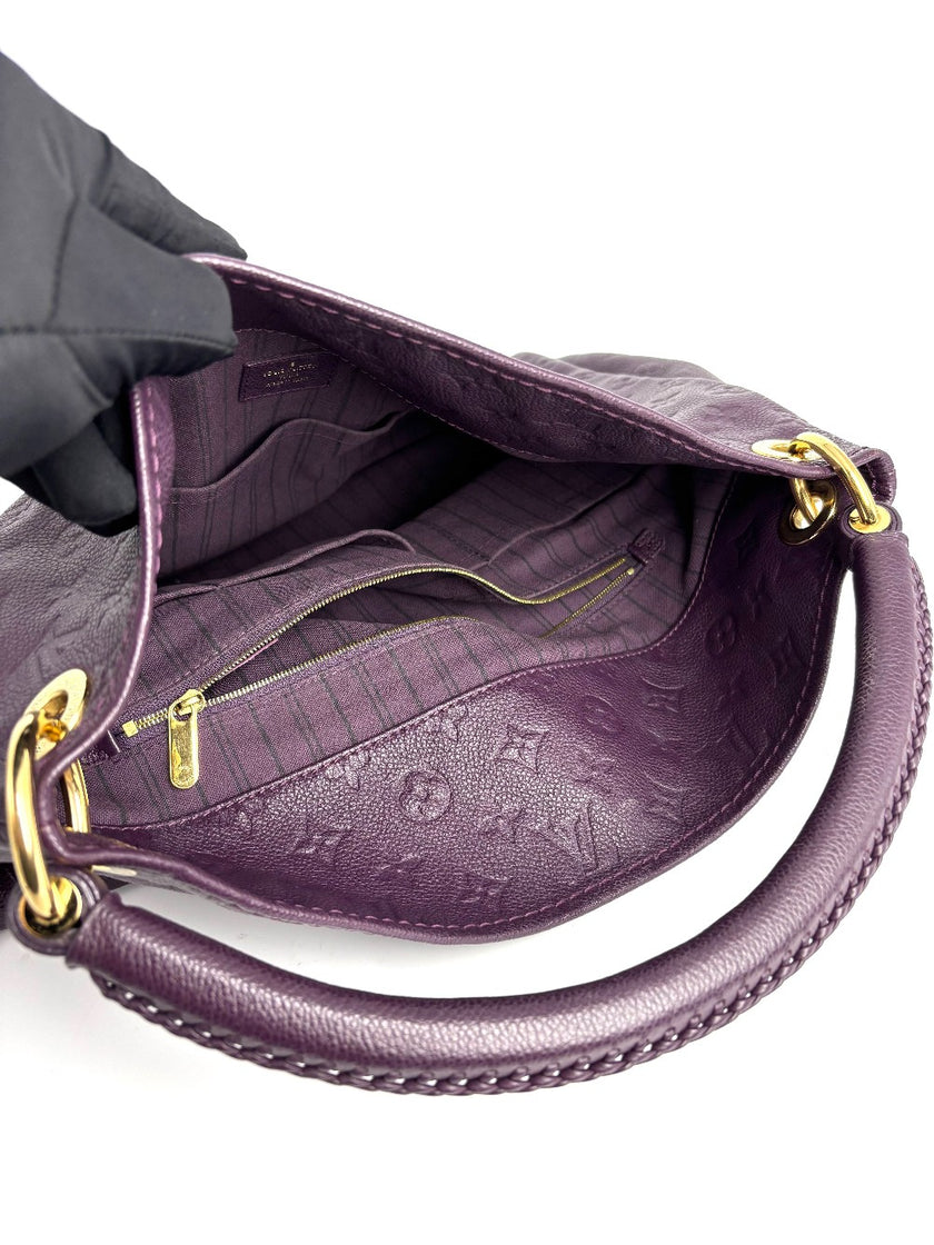 Preowned. LV Artsy MM Empreinte Purple. CA2181|13235