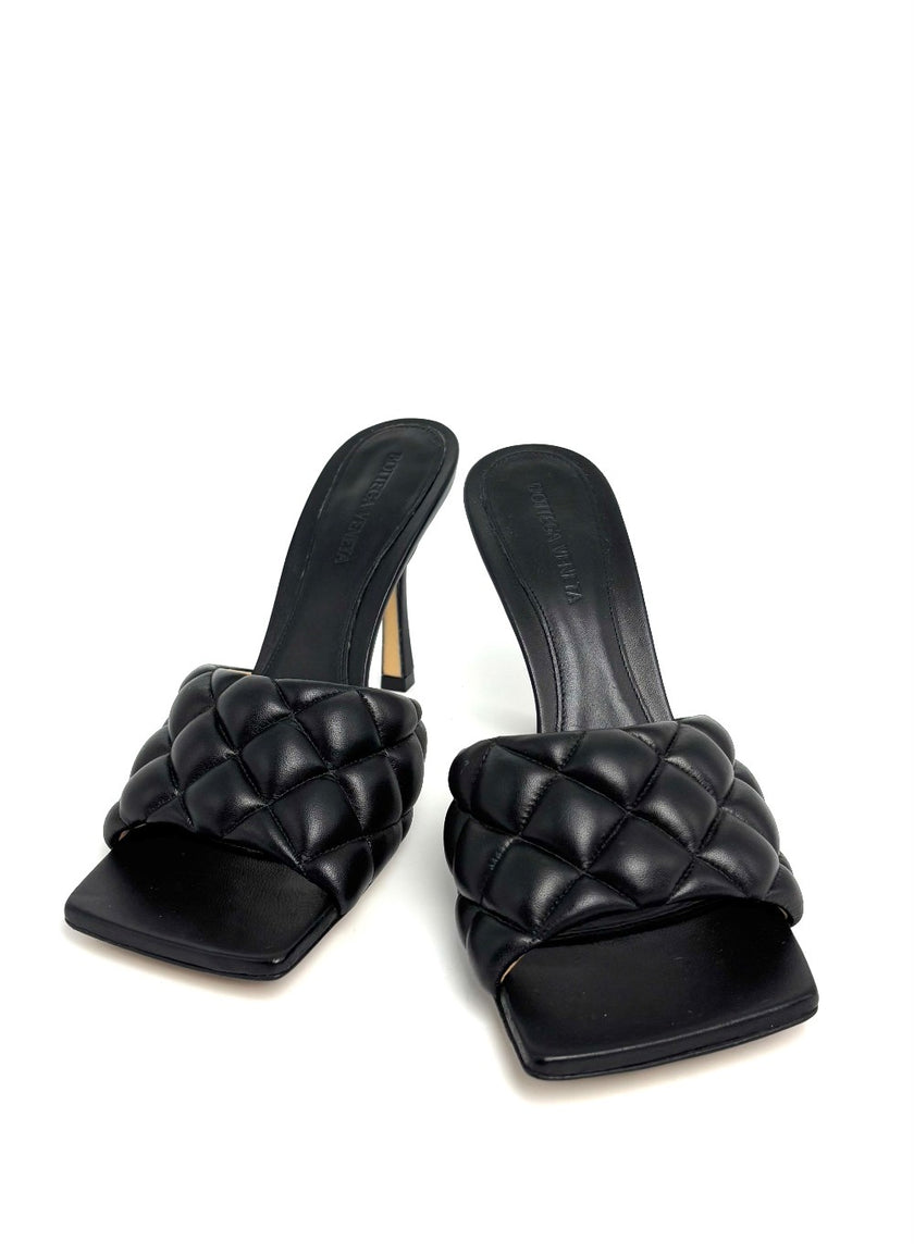 [SALE] Brand New. Bottega Low Heel Black. 39|8317