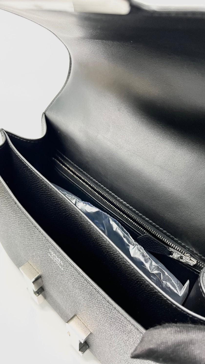Like New. Hermes Constance 24 Black Epsom PHW. CHT917FT|15417