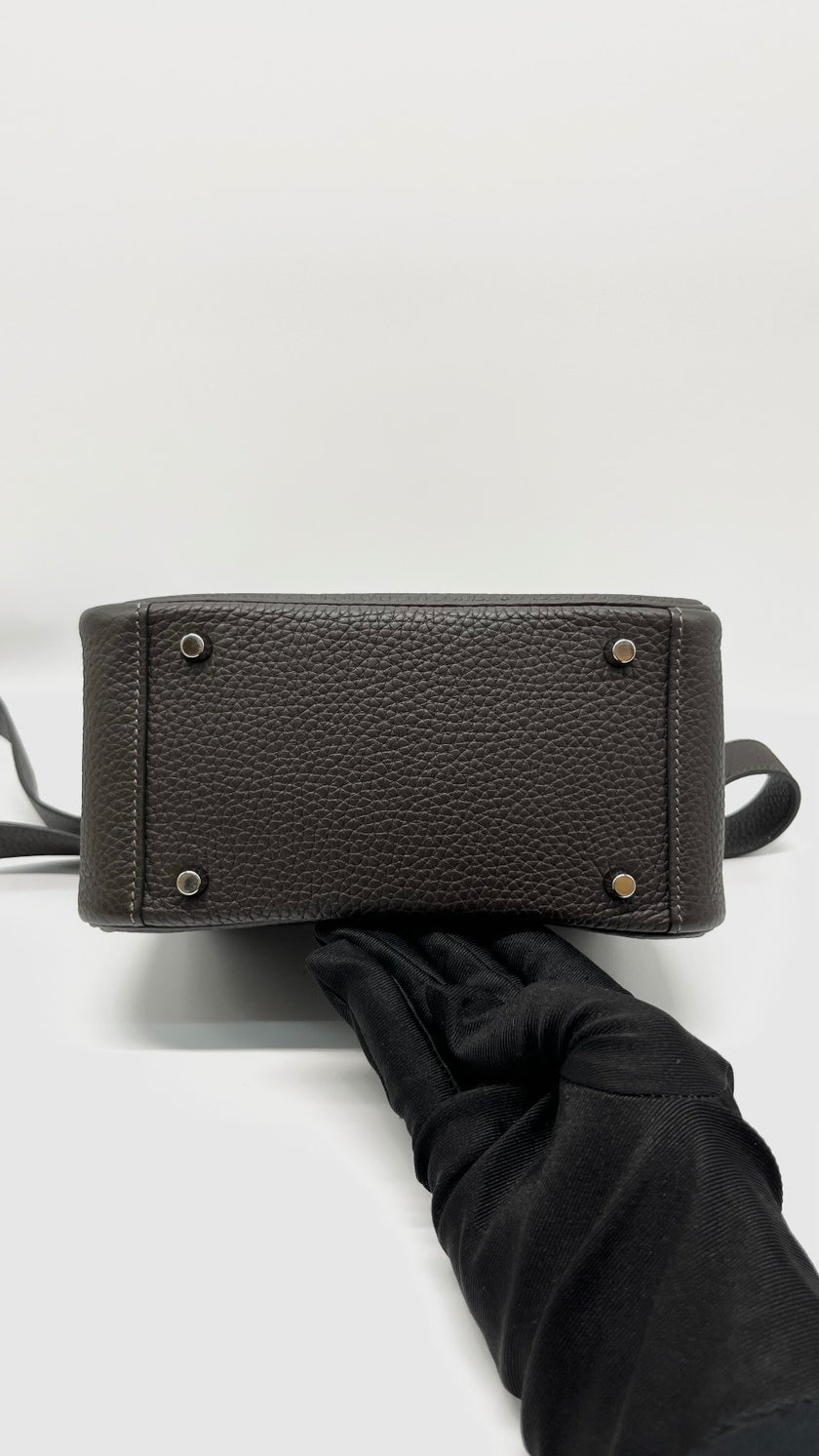 Like New. Hermes Mini Lindy Togo Ebene PHW. DCT382NN|13040