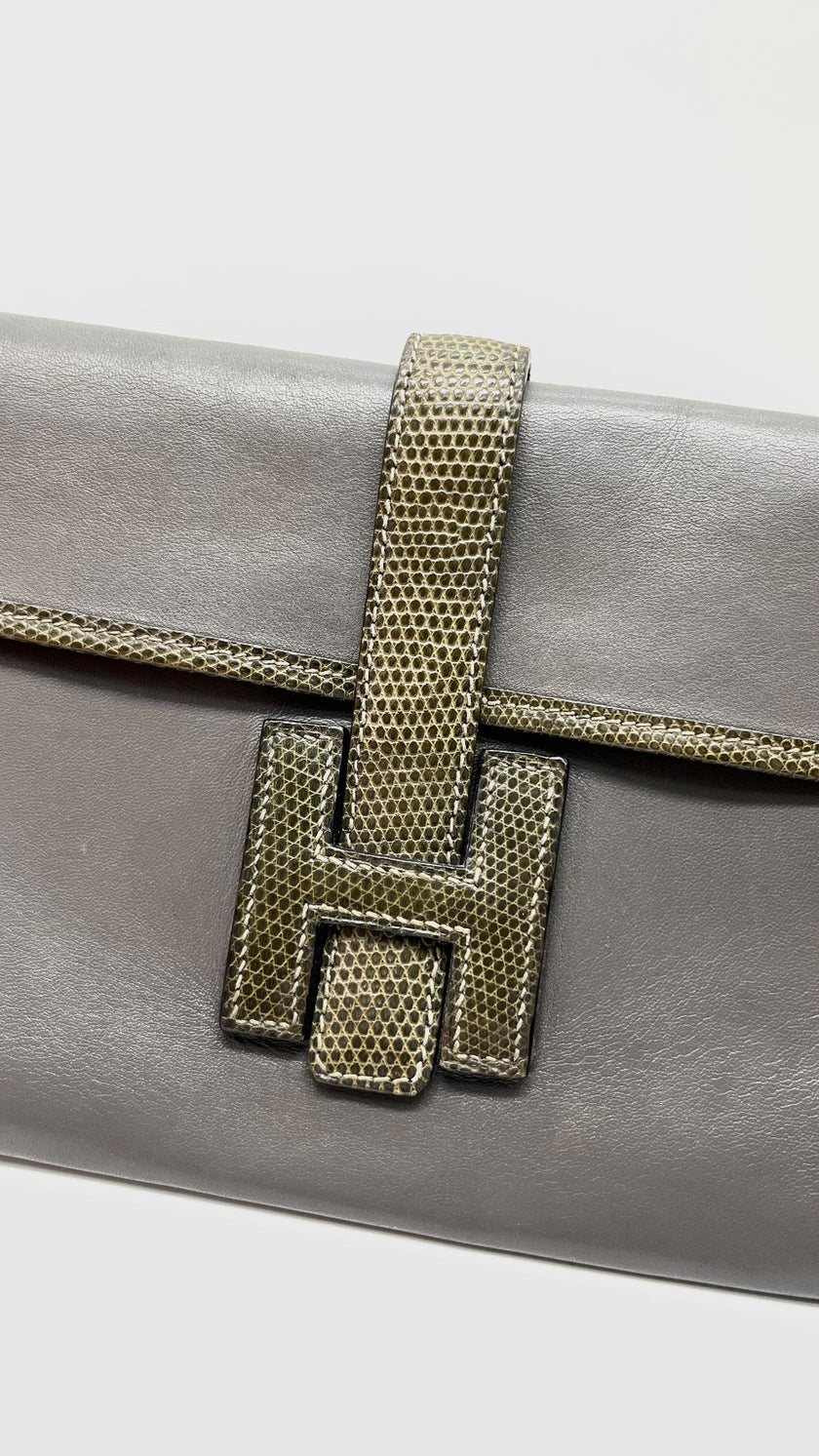 Preowned. Hermes Jige Clutch Etain/Green. FPK18|9720