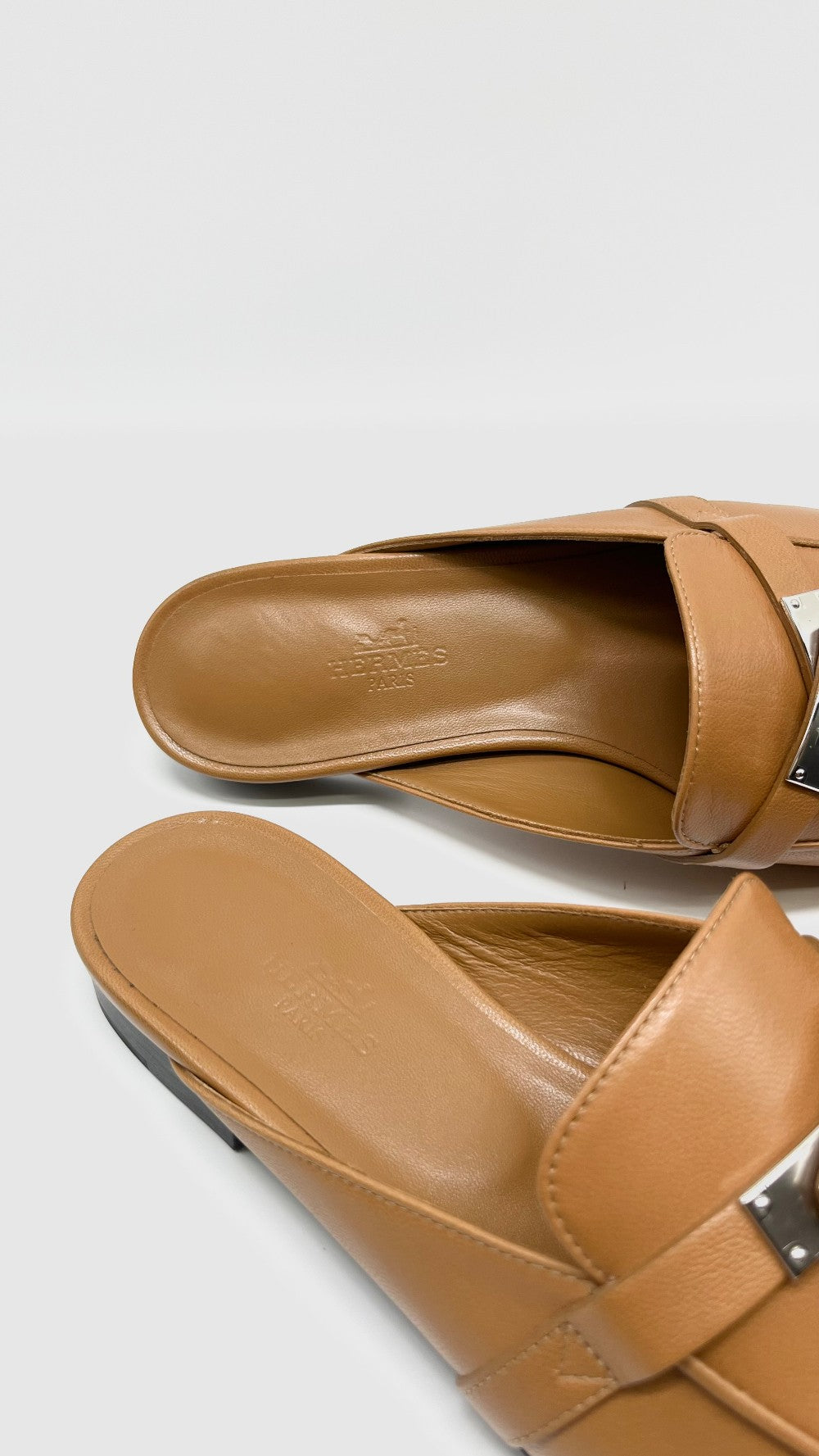 Brand New. Hermes Oz Mule Gold PHW. 37.5|12310