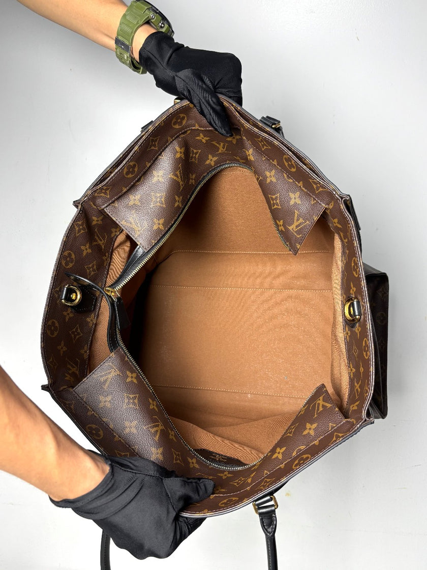 Like New. LV City Steamer XXL Mono. DU3139|11848