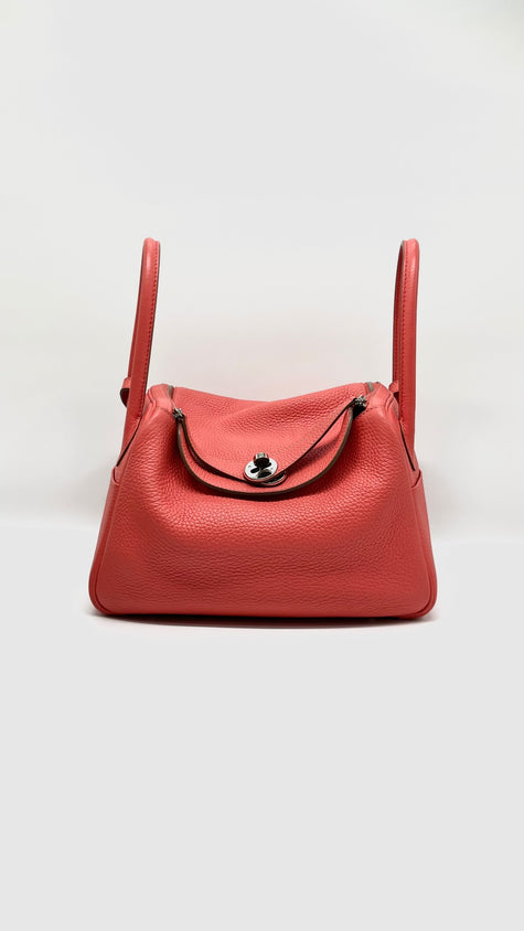Preowned. Hermes Lindy 26 Rose Jaipur Togo PHW. XPY001BY|10484
