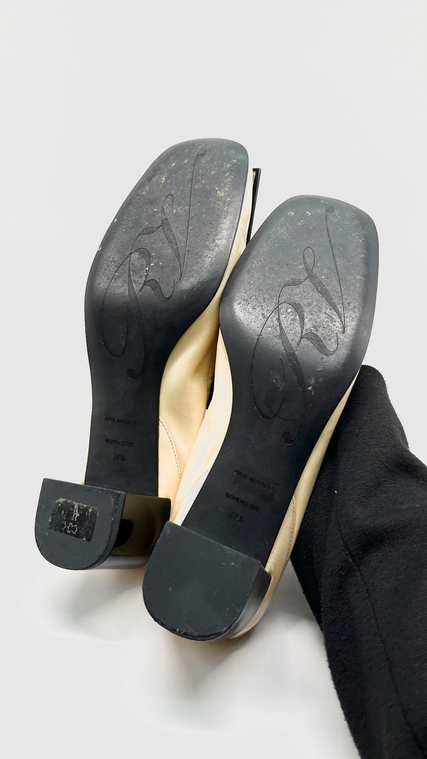 Brand New. Roger Vivier Low Heel Patent White. 37.5|10796